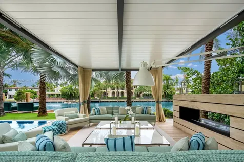 1510 W 25th Street Miami Beach FL 33140