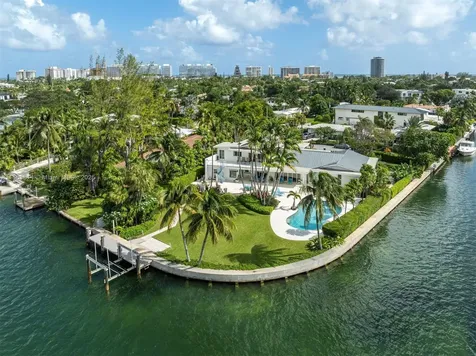 8900 Bay Drive Surfside FL 33154
