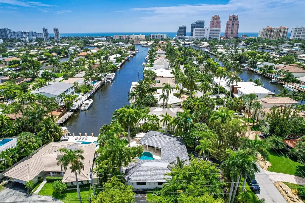 2500 Bayview Drive Fort Lauderdale FL 33305