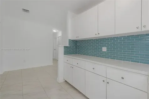 421 NE 44th Street Deerfield Beach FL 33064