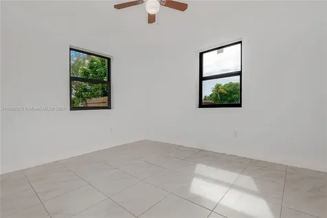 421 NE 44th Street Deerfield Beach FL 33064