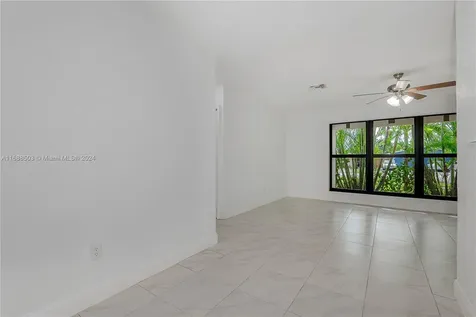 421 NE 44th Street Deerfield Beach FL 33064
