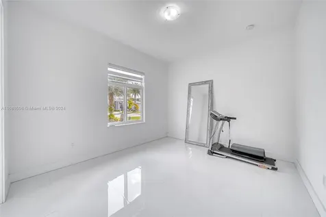 7400 SW 124th Court Miami FL 33183