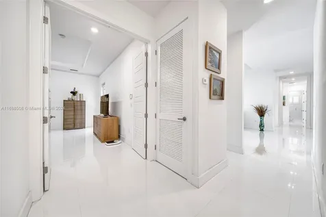7400 SW 124th Court Miami FL 33183