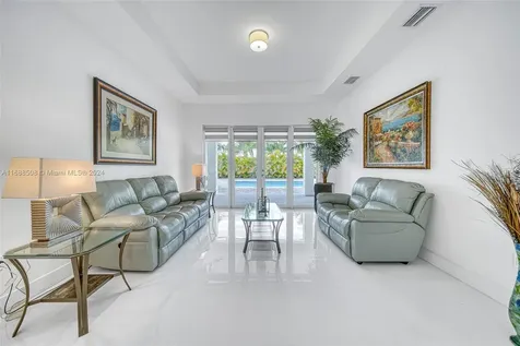 7400 SW 124th Court Miami FL 33183
