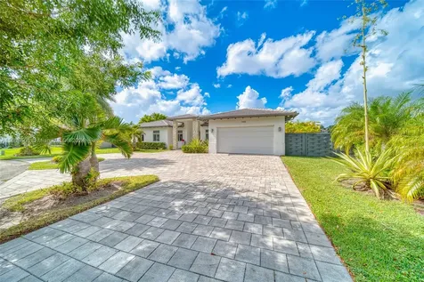 7400 SW 124th Court Miami FL 33183