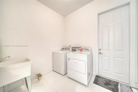 7400 SW 124th Court Miami FL 33183