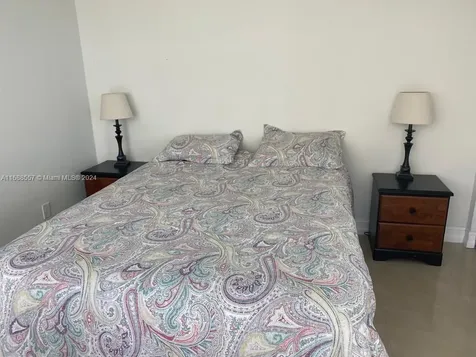 5401 Collins Avenue Miami Beach FL 33140