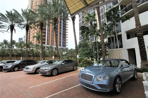 17555 Collins Avenue Sunny Isles Beach FL 33160