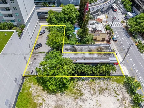 75 SW 11th Street Miami FL 33130