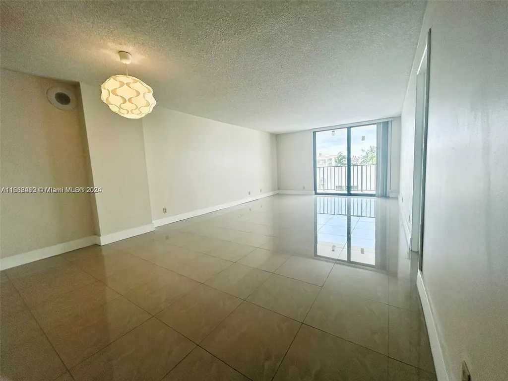 Miami Beach FL 33140