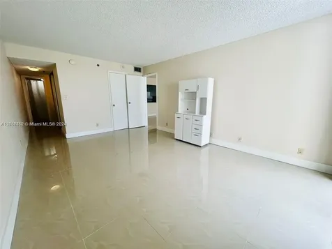 Miami Beach FL 33140