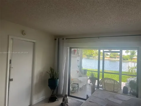 9656 W Mcnab Road Tamarac FL 33321