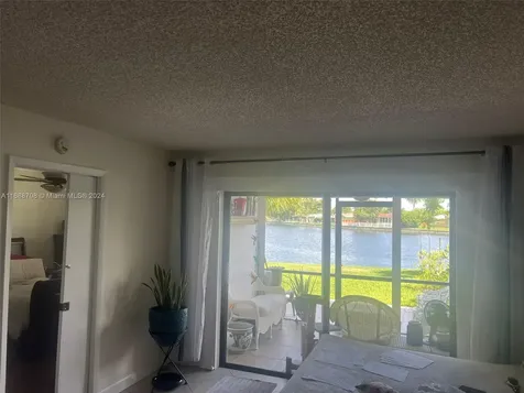 9656 W Mcnab Road Tamarac FL 33321