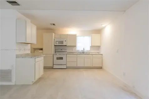 29905 SW 144th Court Homestead FL 33033
