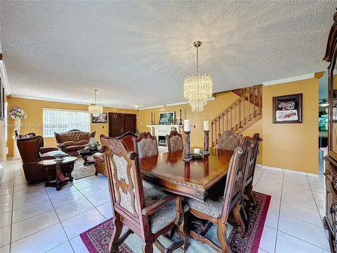 7807 NW 187th Terrace Hialeah FL 33015