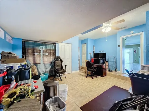 7807 NW 187th Terrace Hialeah FL 33015