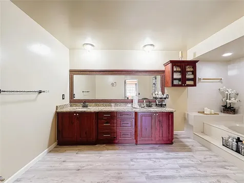 7807 NW 187th Terrace Hialeah FL 33015