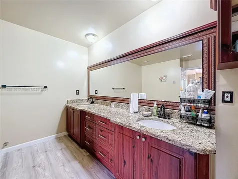 7807 NW 187th Terrace Hialeah FL 33015