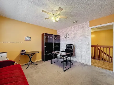 7807 NW 187th Terrace Hialeah FL 33015