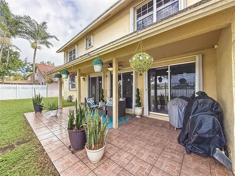 7807 NW 187th Terrace Hialeah FL 33015