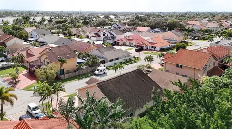 7807 NW 187th Terrace Hialeah FL 33015