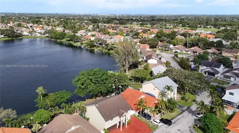 7807 NW 187th Terrace Hialeah FL 33015