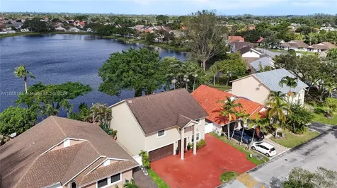 7807 NW 187th Terrace Hialeah FL 33015
