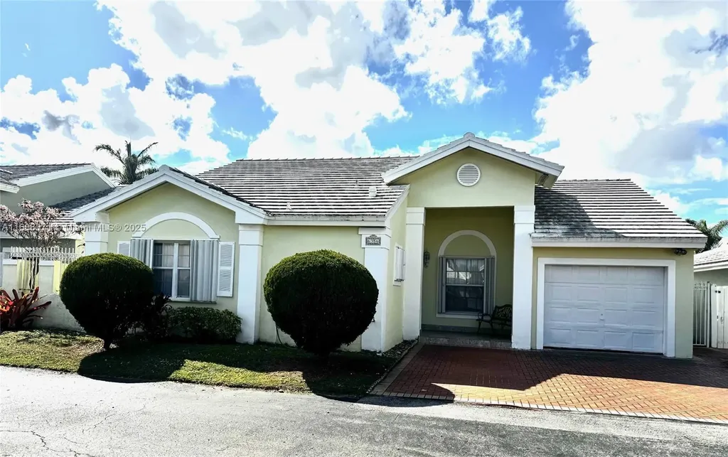 6356 SW 114th Avenue Miami FL 33173