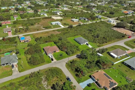 2912 61st Street W Lehigh Acres FL 33971