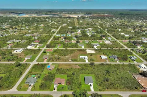 2912 61st Street W Lehigh Acres FL 33971