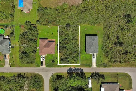 2912 61st Street W Lehigh Acres FL 33971