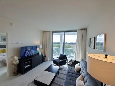 2000 Metropica Way Sunrise FL 33323