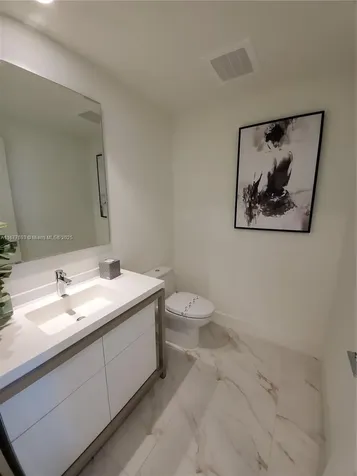 2000 Metropica Way Sunrise FL 33323