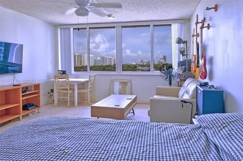 19201 Collins Avenue Sunny Isles Beach FL 33160