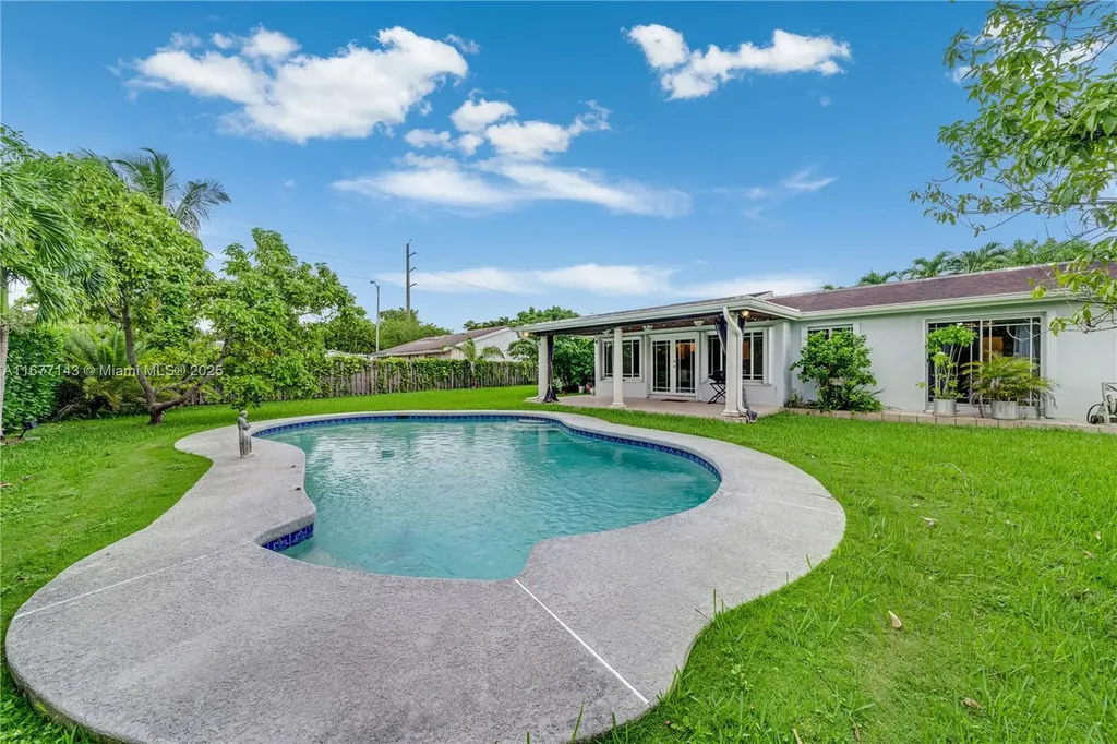 7220 SW 100th Court Miami FL 33173