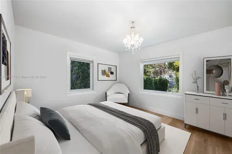 1501 NE 12th Place Miami FL 33139