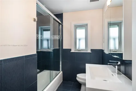 1501 NE 12th Place Miami FL 33139