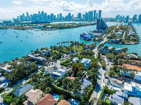 1501 NE 12th Place Miami FL 33139