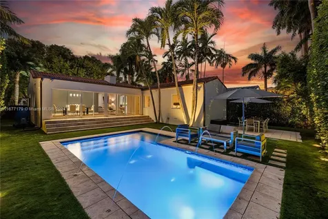 1501 NE 12th Place Miami FL 33139