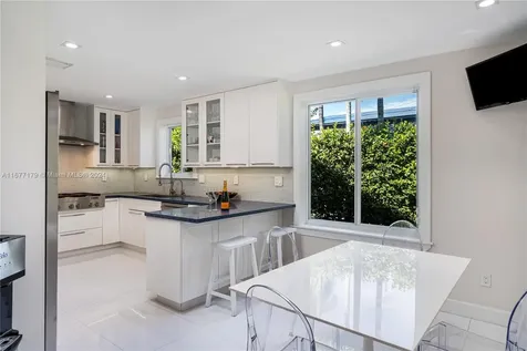 1501 NE 12th Place Miami FL 33139