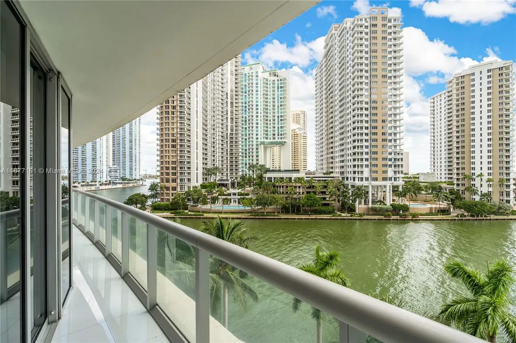 495 Brickell Avenue Miami FL 33131