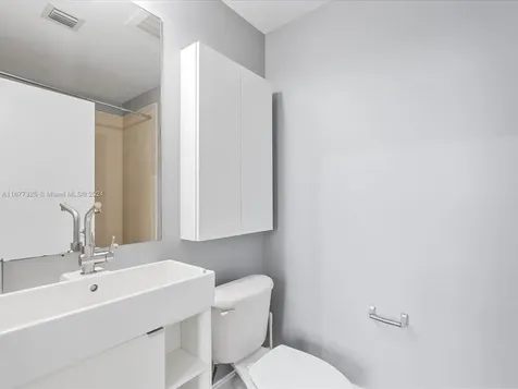 3340 NE 190th Street Aventura FL 33180