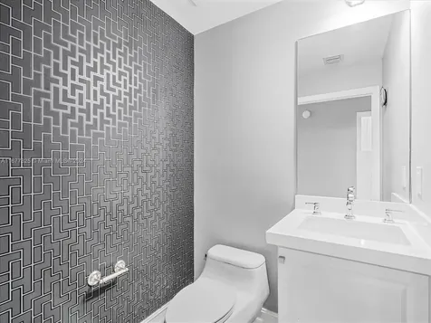 3340 NE 190th Street Aventura FL 33180