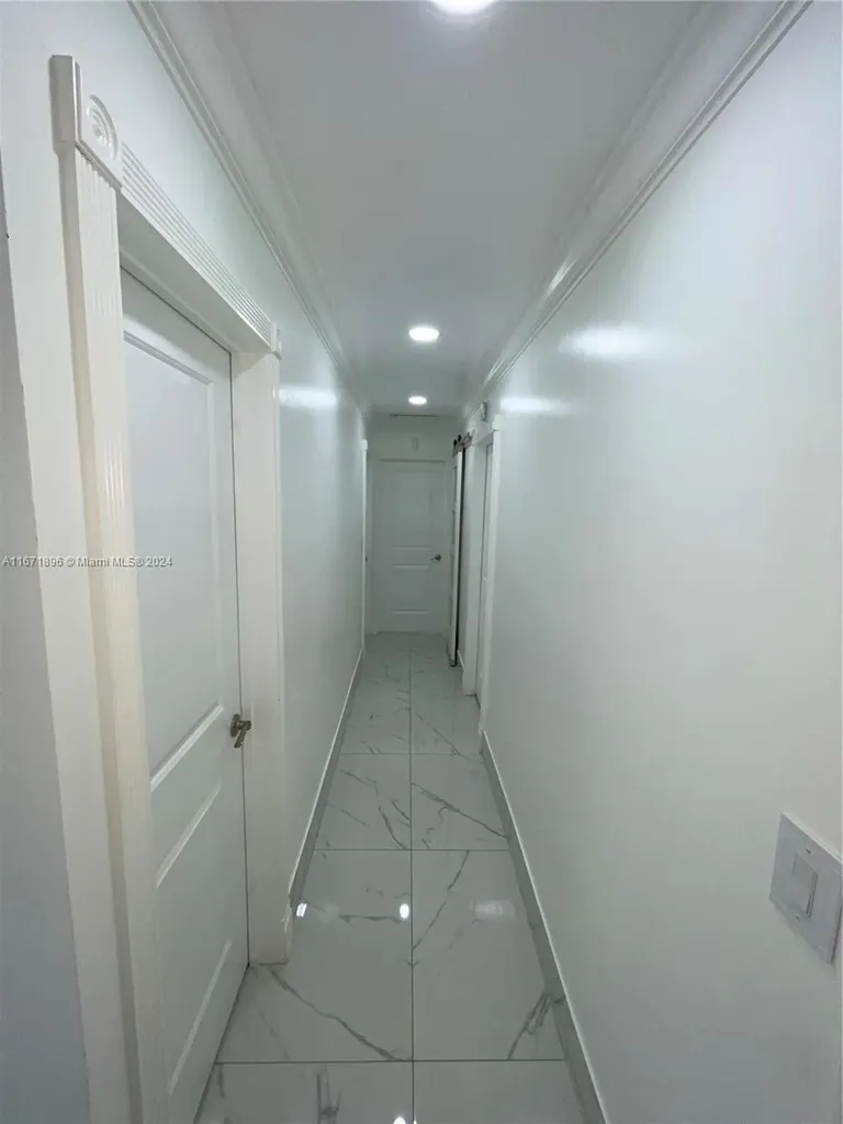 6750 Cleveland Street Hollywood FL 33024