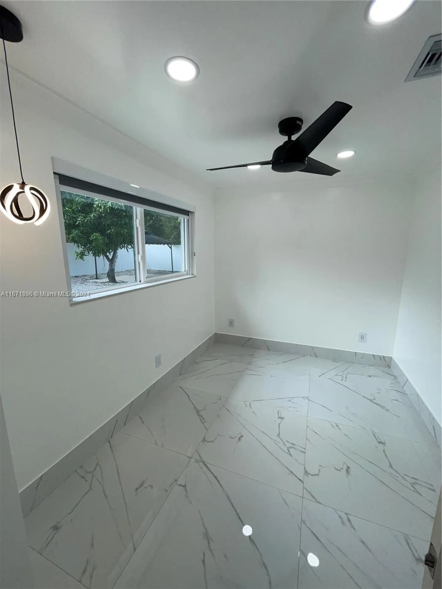 6750 Cleveland Street Hollywood FL 33024