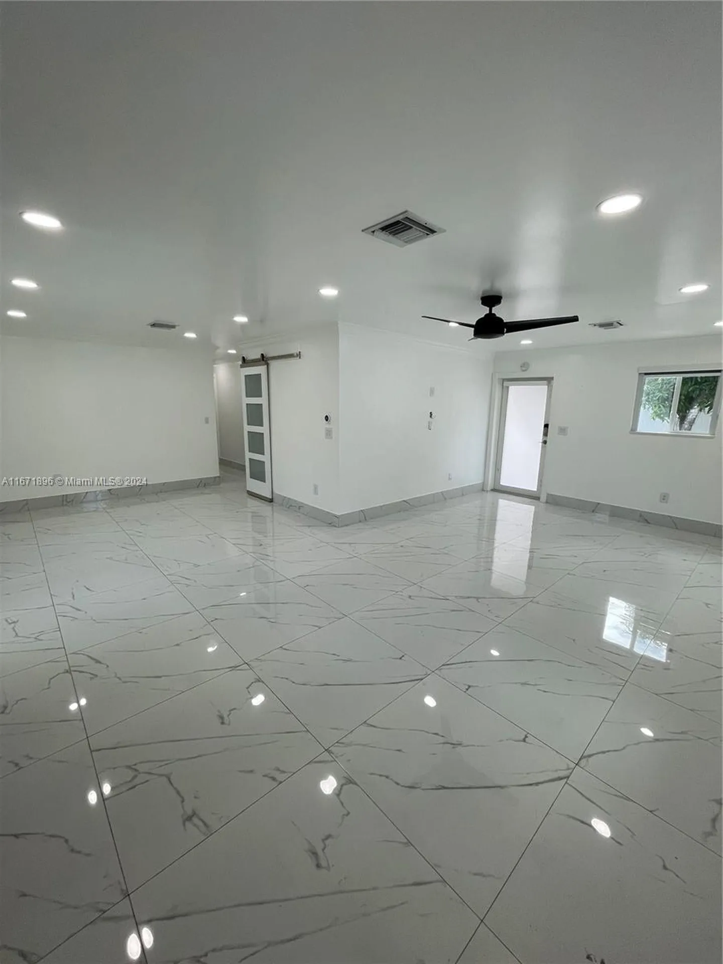 6750 Cleveland Street Hollywood FL 33024