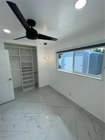 6750 Cleveland Street Hollywood FL 33024