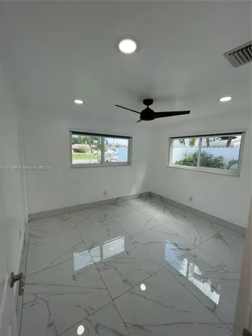 6750 Cleveland Street Hollywood FL 33024
