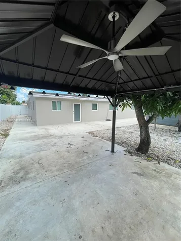 6750 Cleveland Street Hollywood FL 33024